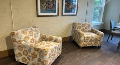 Commercial dining furniture at Crocker Pointe
